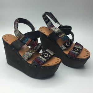 Joe’s platform wedges